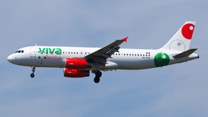 Photo of XA-VYD - Airbus A320-232 operated by Viva Aerobus
