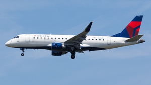 Photo of N280SY - Embraer ERJ-175LR operated by Delta Connection (opb SkyWest Airlines)
