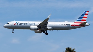 Photo with serial 10566 - Airbus A321-253NX