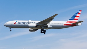 Photo of N757AN - Boeing 777-223(ER) operated by American Airlines