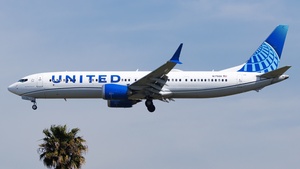 Photo of N17566 - Boeing 737 MAX 9 operated by United Airlines