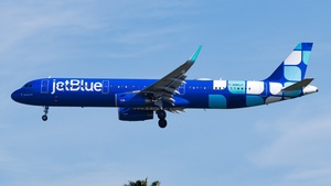 Photo of N985JT - Airbus A321-231 operated by jetBlue Airways