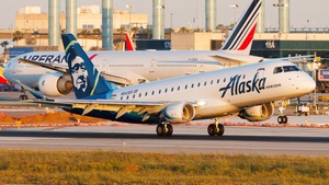 Photo of N663QX - Embraer ERJ-175LR operated by Alaska Airlines (opb Horizon Air)