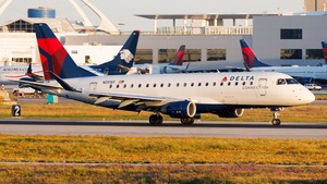 Photo of N291SY - Embraer ERJ-175LL operated by Delta Connection (opb SkyWest Airlines)