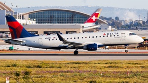 Photo of N269SY - Embraer ERJ-175LR operated by Delta Connection (opb SkyWest Airlines)