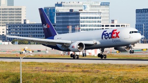 Photo of N174FE - Boeing 767-3S2F operated by FedEx