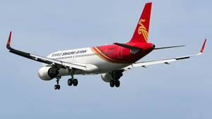 Photo of B-8220 - Airbus A320-214 operated by Shenzhen Airlines