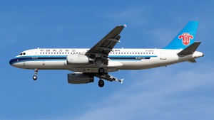 Photo of B-6909 - Airbus A320-232 operated by China Southern Airlines