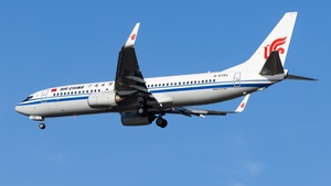 Photo of B-5793 - Boeing 737-89L operated by Air China
