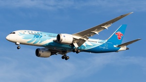 Photo of B-2726 - Boeing 787-8 Dreamliner operated by China Southern Airlines