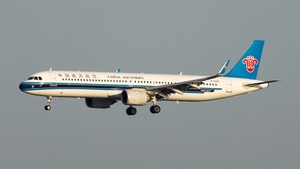 Photo of B-32GP - Airbus A321-253NX operated by China Southern Airlines