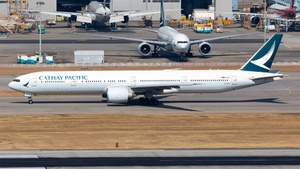 Photo of B-KPF - Boeing 777-367(ER) operated by Cathay Pacific Airways