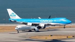 Photo of PH-CKB - Boeing 747-406F(ER) operated by KLM Cargo (opb Martinair)