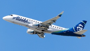 Photo of N199SY - Embraer ERJ-175LR operated by Alaska Airlines (opb Skywest Airlines)
