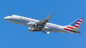 Photo of N503SY - Embraer ERJ-175LR operated by American Eagle (opb SkyWest Airlines)
