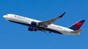 Photo of N174DN - Boeing 767-332(ER) operated by Delta Air Lines