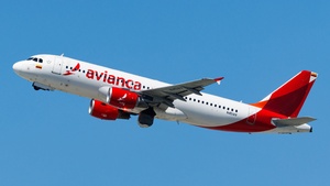 Photo of N451AV - Airbus A320-214 operated by Avianca