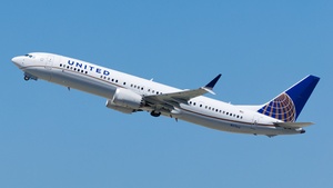Photo of N37510 - Boeing 737 MAX 9 operated by United Airlines