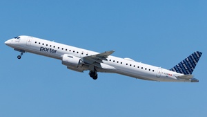 Photo of C-GZQR - Embraer ERJ-195-E2 operated by Porter Airlines