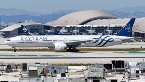 Photo of F-GZNE - Boeing 777-328(ER) operated by Air France