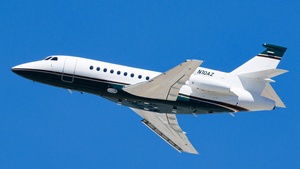 Photo of N10AZ - Dassault Falcon 900B operated by Anschutz Corp.