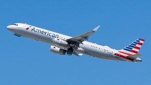 Photo of N928AM - Airbus A321-231 operated by American Airlines