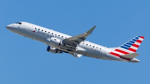 Photo of N514SY - Embraer ERJ-175LR operated by American Eagle (opb SkyWest Airlines)