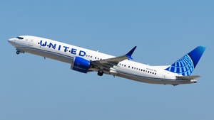 Photo of N37535 - Boeing 737 MAX 9 operated by United Airlines