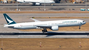 Photo of B-KPI - Boeing 777-367(ER) operated by Cathay Pacific Airways