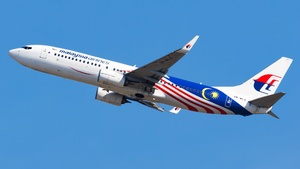 Photo of 9M-MLO - Boeing 737-8H6 operated by Malaysia Airlines