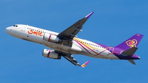 Photo of HS-TXM - Airbus A320-232 operated by Thai Smile