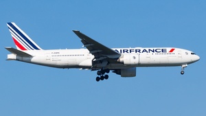 Photo of F-GSPE - Boeing 777-228(ER) operated by Air France
