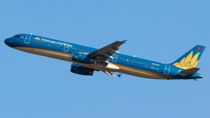 Photo of VN-A357 - Airbus A321-231 operated by Vietnam Airlines