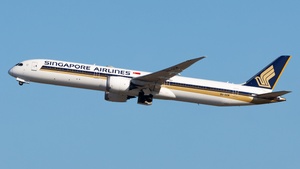 Photo of 9V-SCM - Boeing 787-10 Dreamliner operated by Singapore Airlines