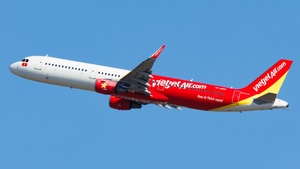 Photo of VN-A632 - Airbus A321-211 operated by VietJet Air
