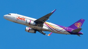 Photo of HS-TXJ - Airbus A320-232 operated by Thai Smile
