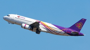 Photo of HS-TXA - Airbus A320-232 operated by Thai Airways International