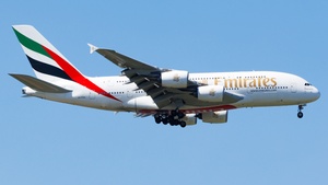 Photo of A6-EOA - Airbus A380-861 operated by Emirates
