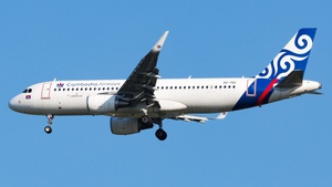 Photo of XU-762 - Airbus A320-214 operated by Cambodia Airways
