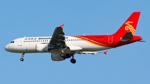 Photo of B-9939 - Airbus A320-214 operated by Shenzhen Airlines