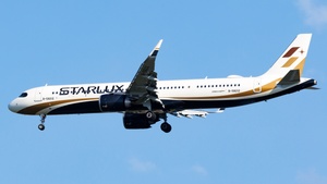 Photo of B-58212 - Airbus A321-252NX operated by Starlux