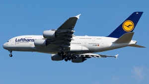 Photo of D-AIMM - Airbus A380-841 operated by Lufthansa