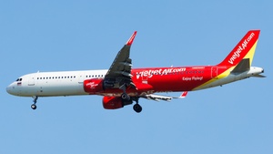Photo of HS-VKG - Airbus A321-211 operated by Thai VietJet Air