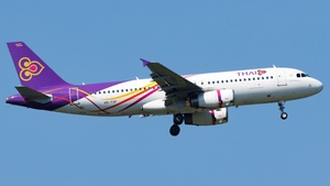 Photo of HS-TXF - Airbus A320-232 operated by Thai Airways International