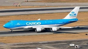 Photo of PH-CKB - Boeing 747-406F(ER) operated by KLM Cargo (opb Martinair)