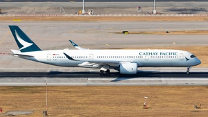 Photo of B-LQH - Airbus A350-941 operated by Cathay Pacific Airways