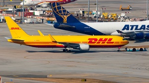 Photo of G-DHLE - Boeing 767-3JHF(ER) operated by DHL Air