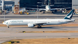 Photo of B-HNI - Boeing 777-367 operated by Cathay Pacific Airways
