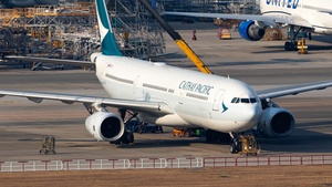 Photo of B-LBB - Airbus A330-343 operated by Cathay Pacific Airways