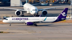Photo of B-LEG - Airbus A321-231 operated by Hong Kong Express